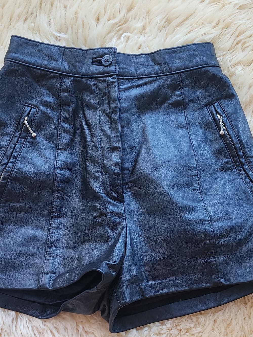 Lew Magram Leather Women's High-Rise Shorts